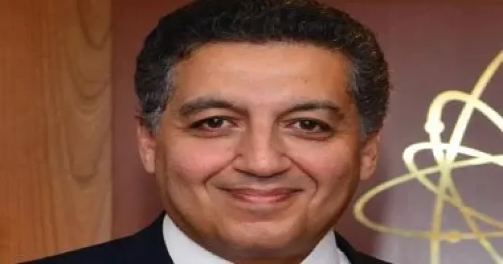 سفير مصر بأثينا: تطوير منظومة العمل القنصلى اختصر الوقت لإنهاء المعاملات