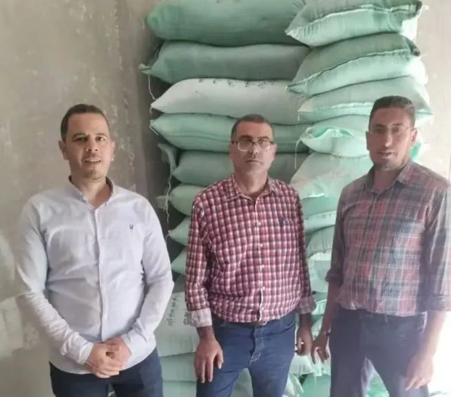 ضبط 33 شيكارة دقيق بلدى مدعم داخل حظيرة مواشي بمركز الرحمانية