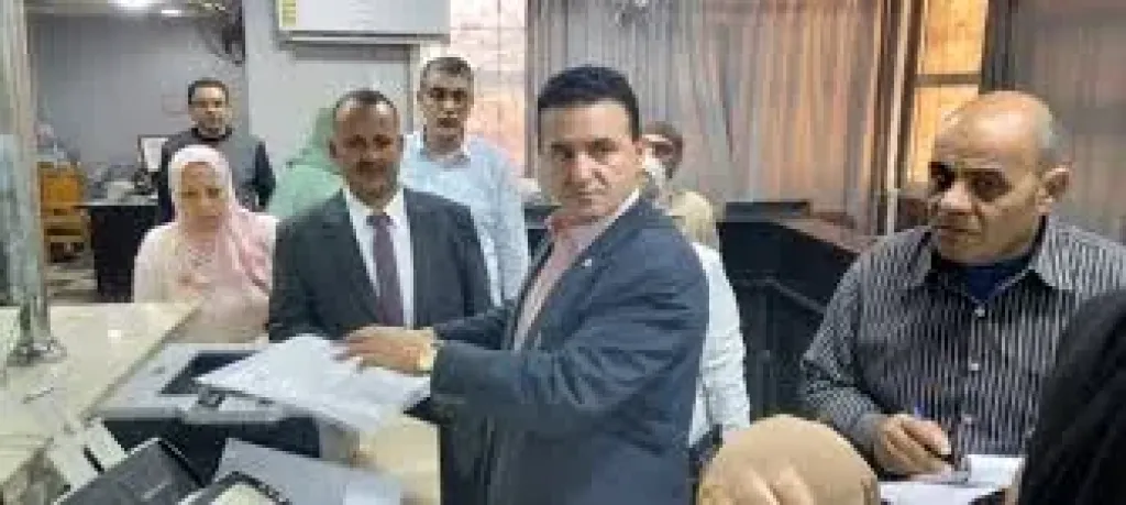 سكرتير عام الدقهلية يتفقد سير العمل بالمركز التكنولوجي ببلقاس