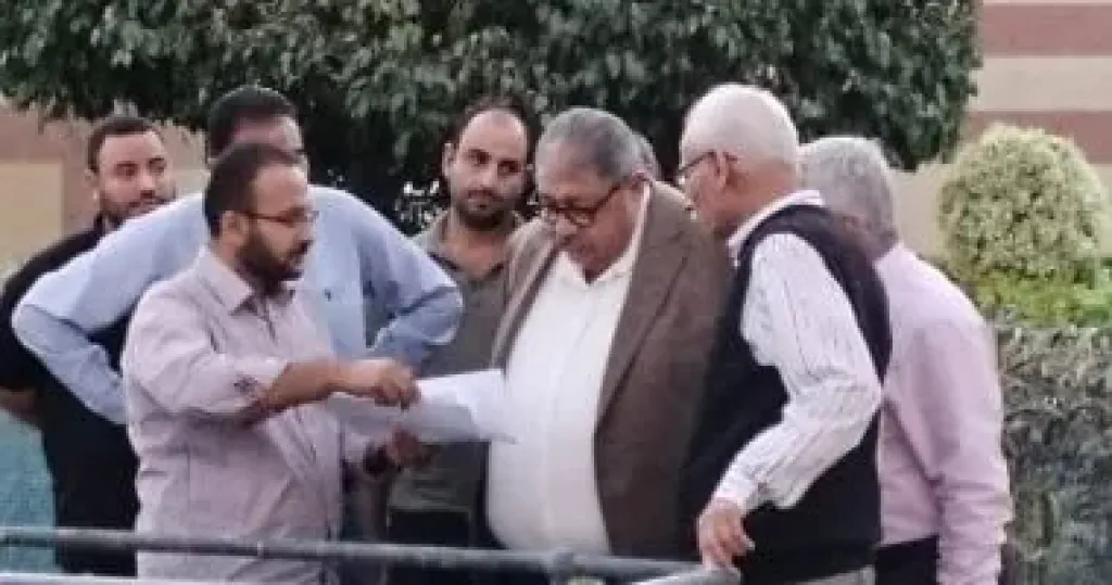 رئيس الصرف الصحي بالقاهرة يتفقد 4 محطات تزامنا مع الاستعداد لموسم الشتاء