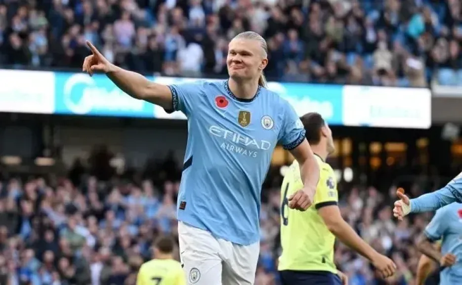 هالاند يهيمن على التصفيات الأوروبية.. ”ملك الأهداف” بلا منافس