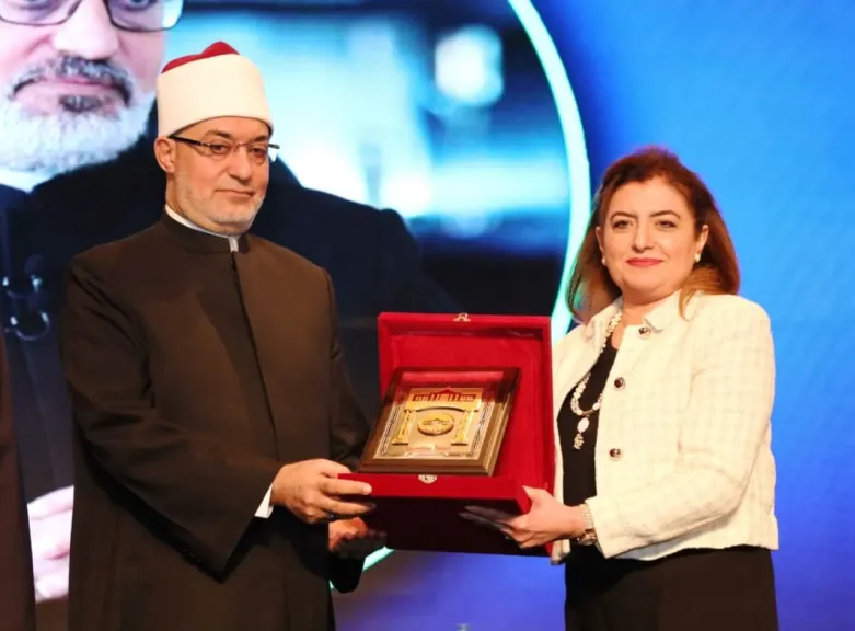بالصور.. جامعة مصر للعلوم والتكنولوجيا تنظم ندوة ”عودة الوعي الإسلامي الرشيد لشباب الجامعات” بحضور مفتي الجمهورية