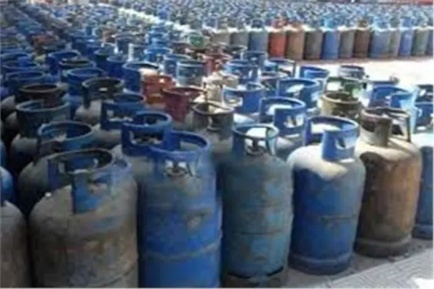 ضبط صاحب مستودع بالبحيرة استولى على 455 أسطوانة غاز