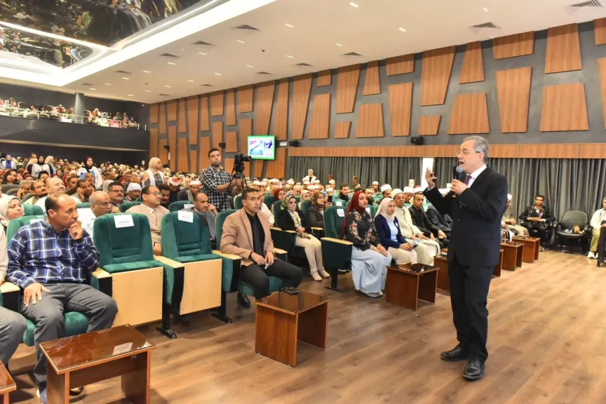 محافظ أسيوط: مواصلة فعاليات اليوم الثاني لدورة الوعي الوطني وتمكين الشباب