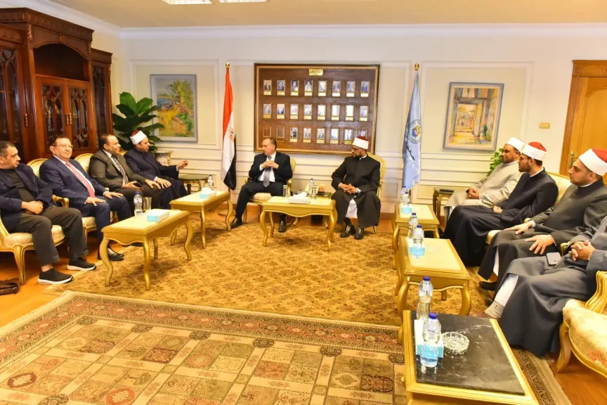 محافظ أسيوط يبحث مع أمين مجمع البحوث الإسلامية تعزيز الشراكة
