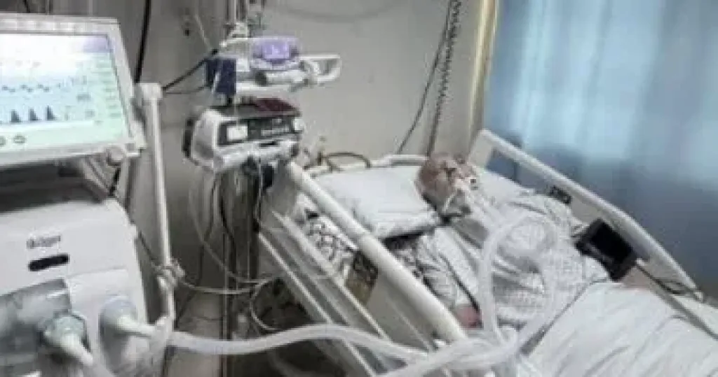 نقابة السينمائيين تتابع حالة المخرج على سيد الأهل بالمستشفى وهو يخضع للعلاج