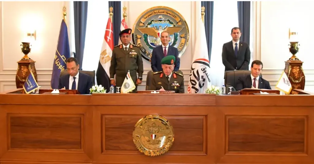 الأكاديمية العسكرية المصرية توقع بروتوكول تعاون مع وزارة الإتصالات وصندوق تحيا مصر|صور