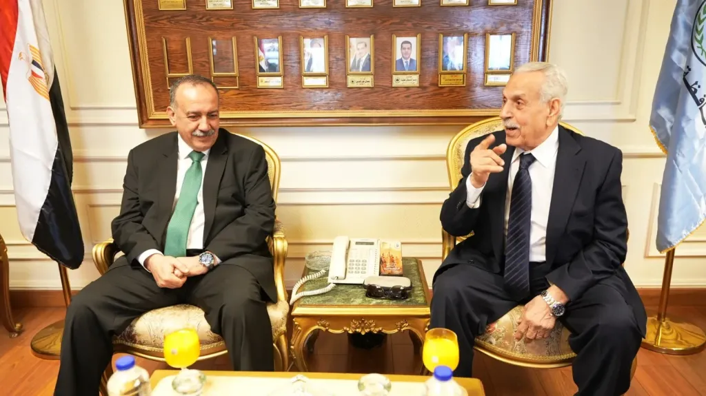 محافظ أسيوط يستقبل رئيس مجلس إدارة المحكمة العربية للتحكيم