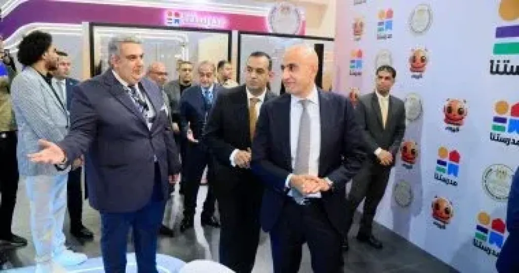 وزير التعليم يتفقد جناح مدرستنا في معرض Cairo ICT