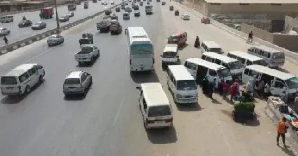 وزارة النقل تناشد المواطنين التوعية من مخاطر السلوكيات السلبية