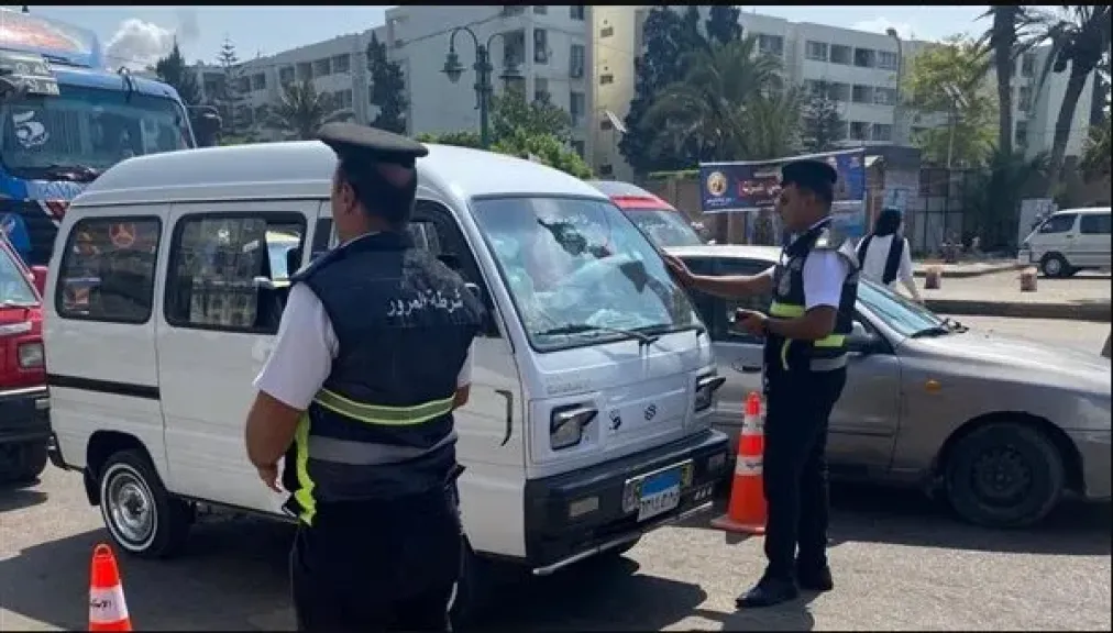 حملة مرورية مكثفة تسفر عن فحص 1572 سائقًا وضبط 94 حالة تعاطي مخدرات