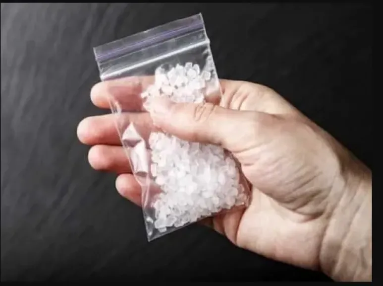 السجن المشدد 10 سنوات للمتهم بحيازة مخدر الكريستال