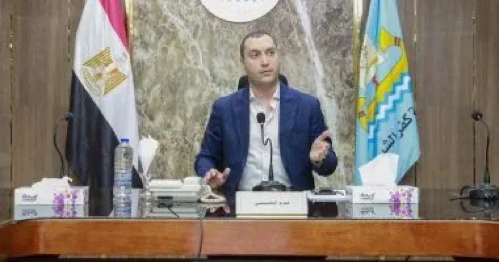 نائب محافظ كفر الشيخ يناقش سير العمل فى المراكز التكنولوجية