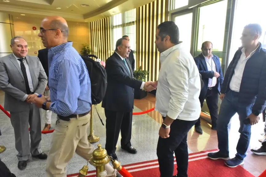 محافظ أسيوط: نواصل استقبال الوفود السياحية على متن الرحلة الجوية المنتظمة