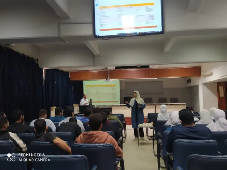 مستشفيات جامعة أسيوط تواصل تنظيم الدورات التدريبية لتأهيل طلاب امتياز