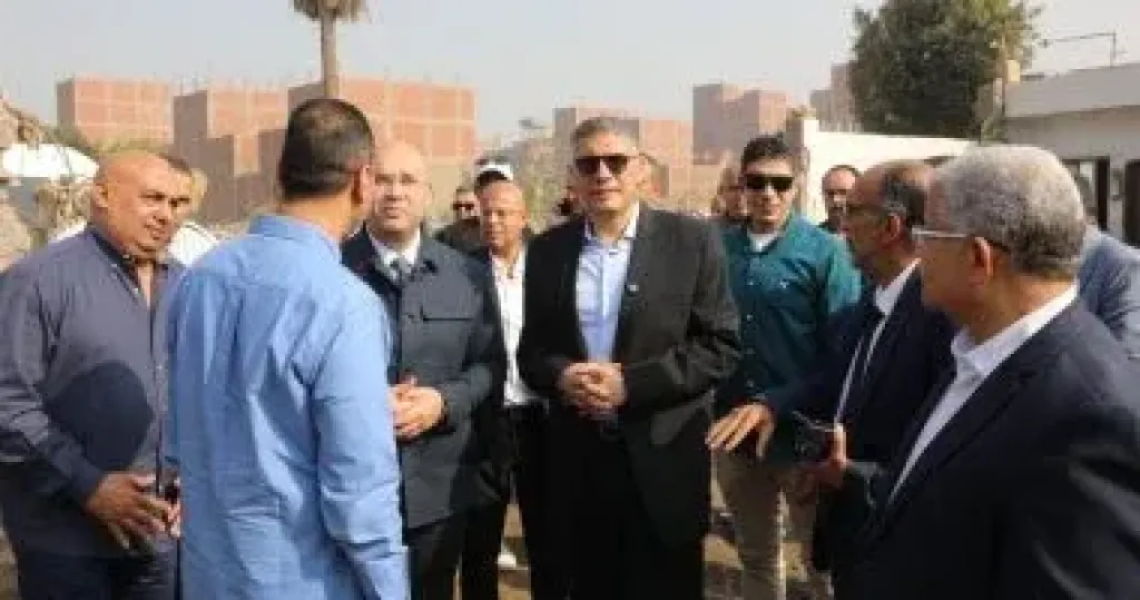 محافظ الجيزة: خطة شاملة لرفع مستوى النظافة فى المراكز والأحياء