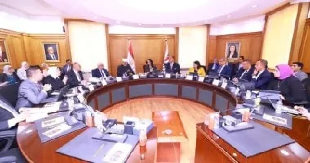 وزيرة التضامن: 3.675 مليار جنيه أرباح بنك ناصر مقابل 3.209 مليار العام السابق