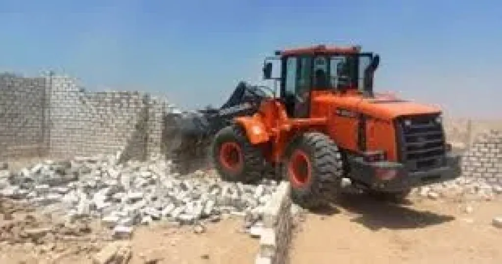 إزالة 20 حالة تعدٍّ بالبناء بفايد فى الإسماعيلية