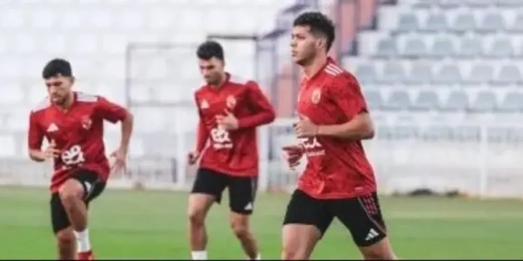 الأهلي يستعيد إمام عاشور في مواجهة شبيبة القبائل بعد غياب 69 يوماً