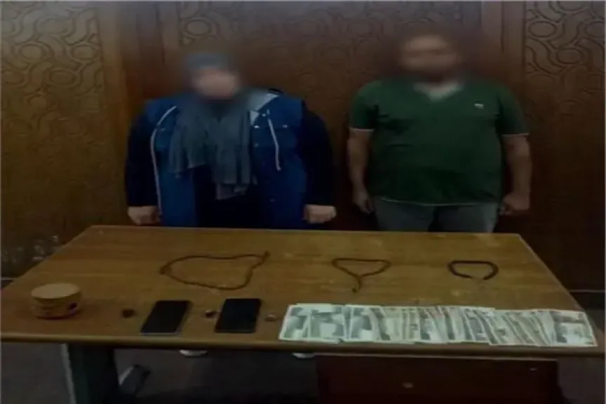 ضبط شخصين بالإسكندرية لنشاطهما في النصب بالعلاج الروحاني المزيف