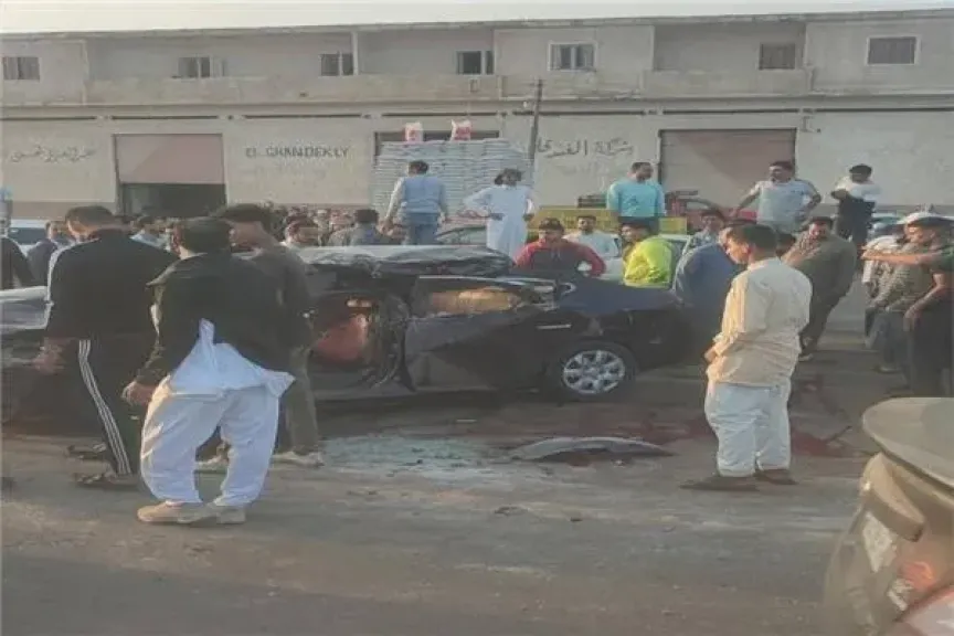 مصرع وإصابة 4 أشخاص في حادث تصادم على صحراوي البحيرة