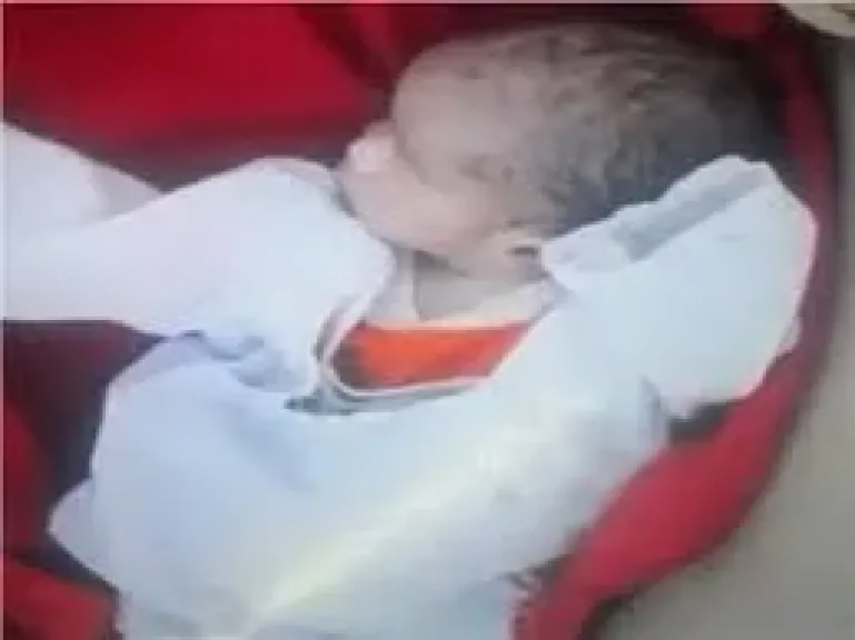 على رضيع في قناالعثور