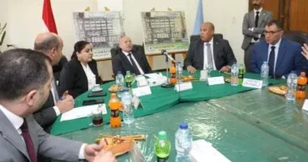 محافظ القاهرة: تطوير سوق العبور لإحداث التوازن بأسعار الخضر والفاكهة والأسماك