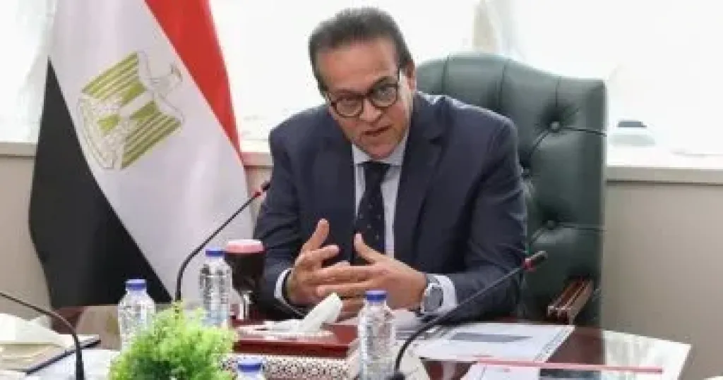 وزير الصحة يفتتح تطوير أقسام الطوارئ والعيادات الخارجية بمستشفى المطرية