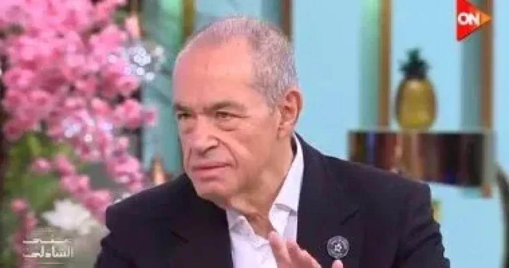 محمد منصور يكشف لـ”معكم” سر علاقته بعبد الحليم حافظ ودعمه في مرضه