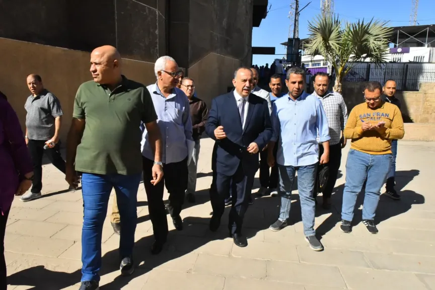 محافظ أسيوط يتفقد قنطرة المجذوب الأثرية ويصدر توجيهات فورية بترميم