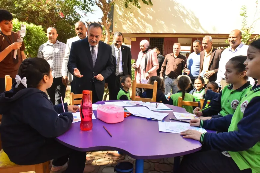 محافظ أسيوط يشهد ندوة كبرى حول مستقبل التوظيف وسوق العمل