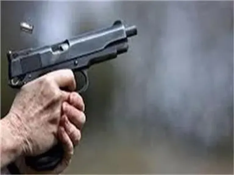 إصابة 4 أشخاص بطلقات نارية في مشاجرة بين عائلتين بقنا