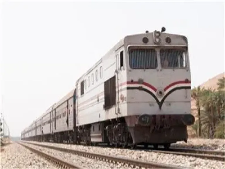 مصرع شاب أسفل عجلات القطار في كفر الشيخ