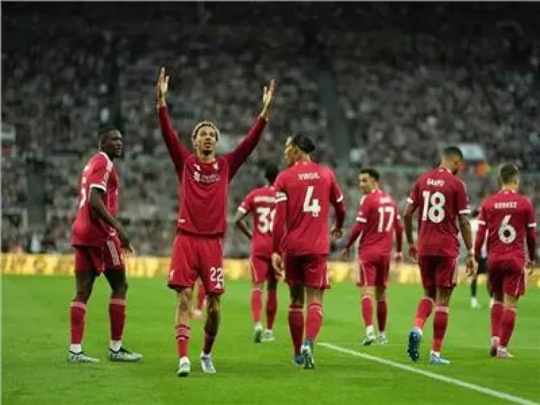 سلوت يكشف تفاصيل إصابات ليفربول قبل مواجهة نوتنجهام فورست