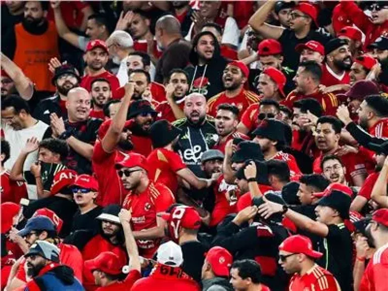 الأهلي يناشد جماهيره لحضور مباراة شبيبة القبائل.. التذاكر لم تنفد بعد