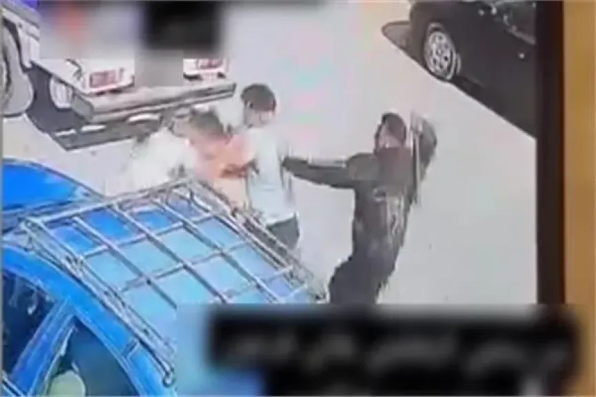 بسبب ركن سيارة.. مشاجرة دامية بمدينة 6 أكتوبر
