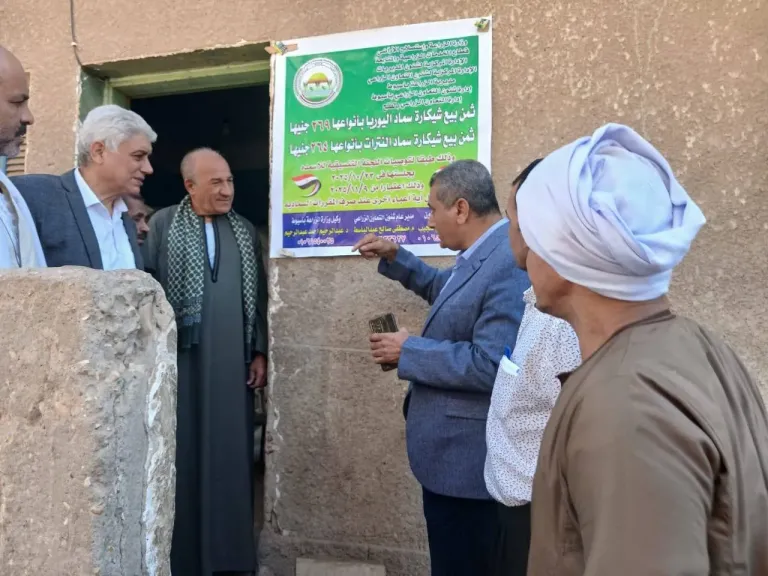 محافظ أسيوط يشدد على متابعة صرف وتوزيع الأسمدة الزراعية بالقرى