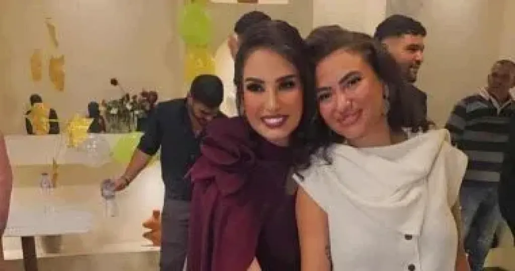 أمل رزق وابنتها لمى كتكت يحتفلان بعيد ميلادهما بحضور نرمين الفقى ونهال عنبر