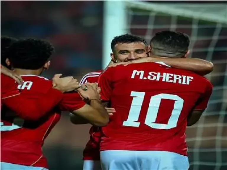 الأهلي يتصدر مجموعته بعد الفوز على شبيبة القبائل