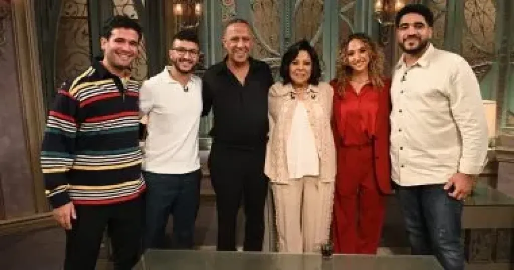 صناع مسلسل ولد وبنت وشايب فى ضيافة صاحبة السعادة غدا على dmc