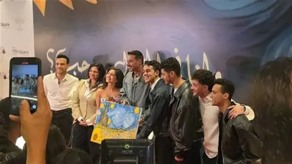 ”ولنا في الخيال حب” يقترب من الصدارة بإيرادات مليون و209 آلاف جنيه