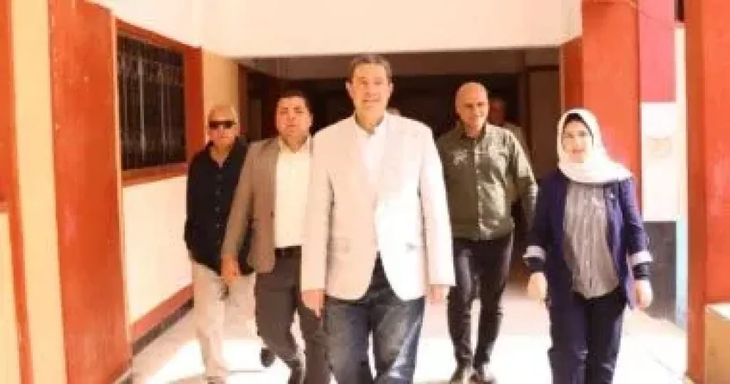 محافظ دمياط يتفقد المقار الانتخابية استعدادًا لانتخابات مجلس النواب غدا