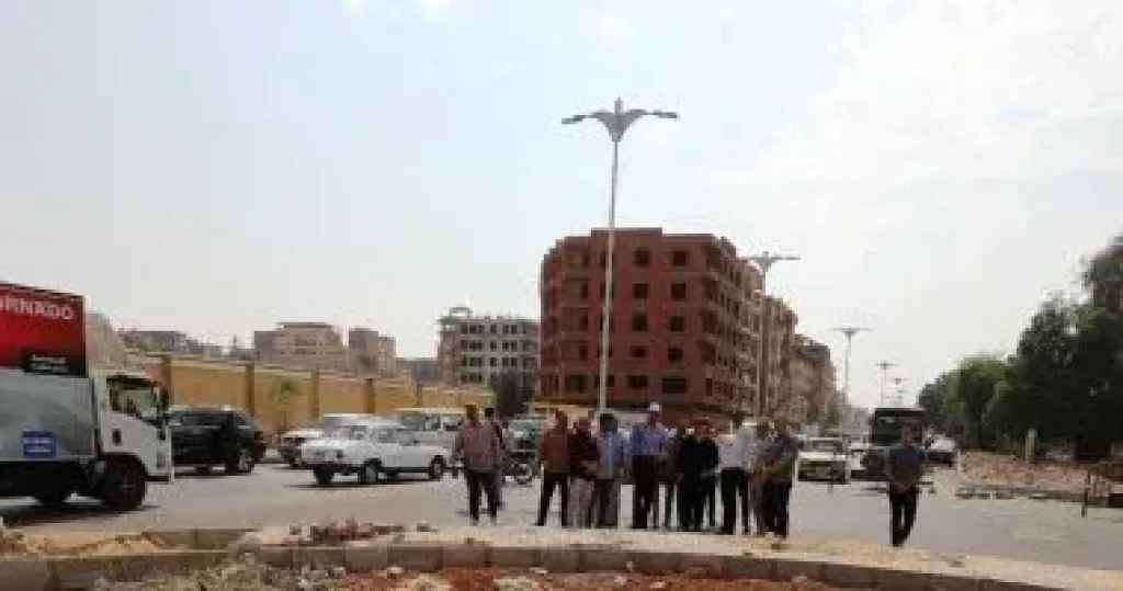 محافظ أسوان: 97.5% نسبة إنجاز مشروع تطوير وتجميل طريق السادات بطول 4 كم