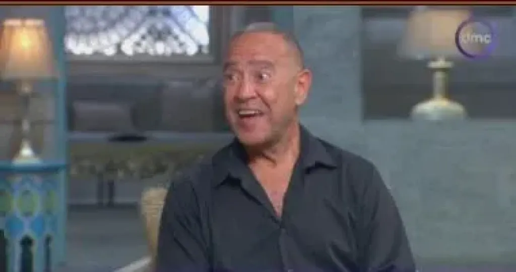 أشرف عبد الباقي يكشف لـ”صاحبة السعادة” تفاصيل مثيرة عن حياة بناته