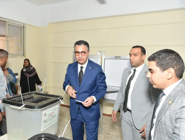 وزير التموين والتجارة الداخلية يدلي بصوته في انتخابات مجلس النواب