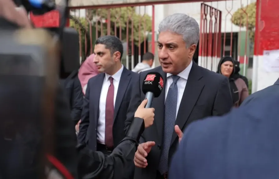 وزير السياحة يُدلي بصوته في انتخابات مجلس النواب..ويؤكد:  المشاركة واجب وطني