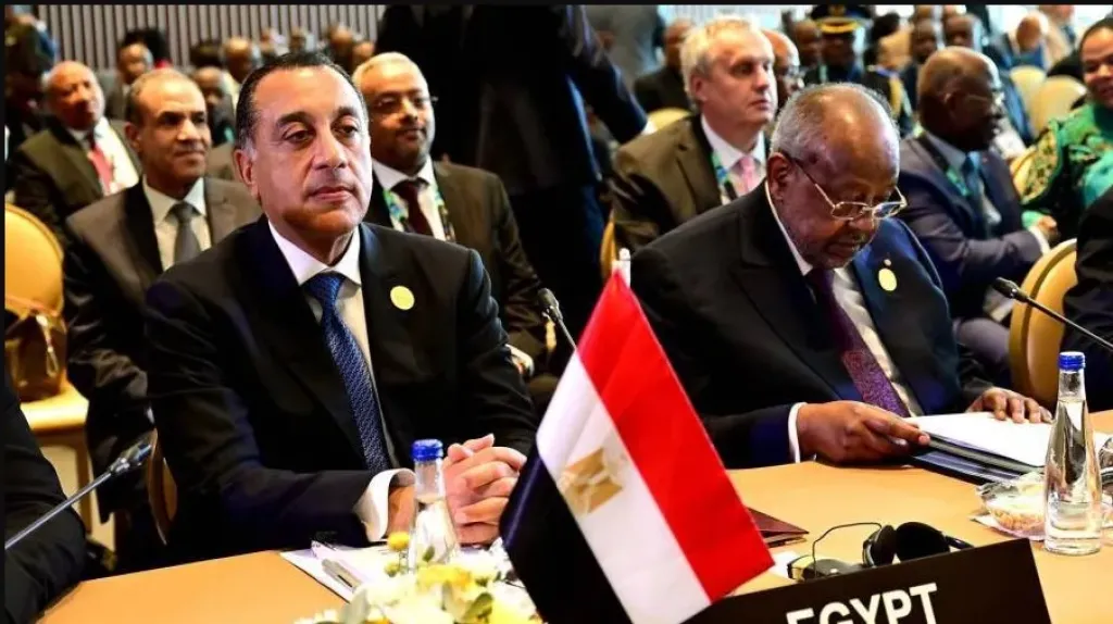 رئيس الوزراء يشارك بالجلسة الافتتاحية في القمة السابعة بين الاتحاد الأفريقي والاتحاد الأوروبي بأنجولا