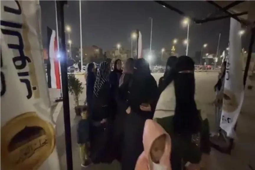 إقبال كثيف من المواطنين على اللجان الانتخابية بالتجمع الأول