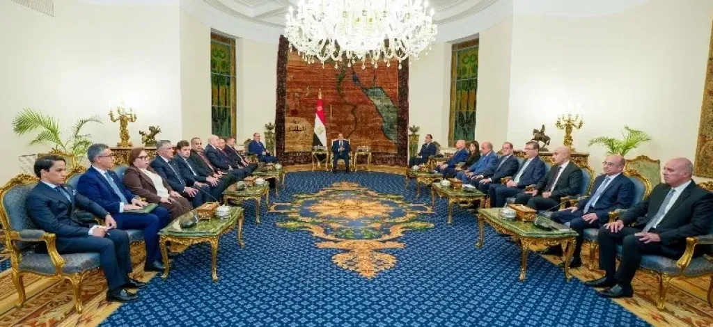 الرئيس السيسي يؤكد مواصلة مصر جهودها لتنفيذ اتفاق وقف الحرب في غزة