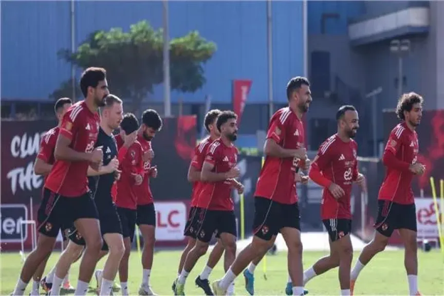الأهلي يختتم تدريباته بالتتش قبل السفر للمغرب غدًا‎ ‎